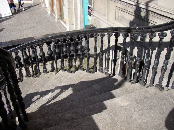 Hibernian Club Handrail | Restoration