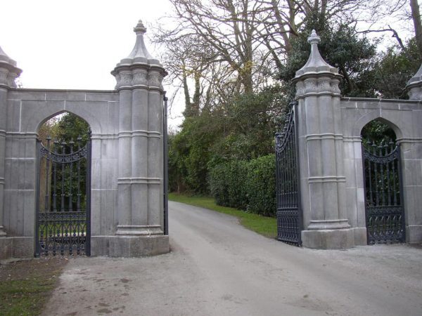 Howth Castle